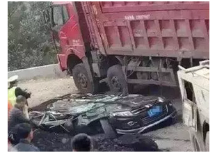 大貨車司機(jī)說大實話：“為什么我們不踩剎車”！