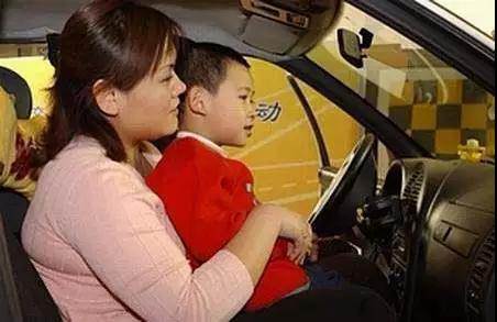 返程路上，千萬(wàn)別犯這11個(gè)駕駛錯(cuò)誤！